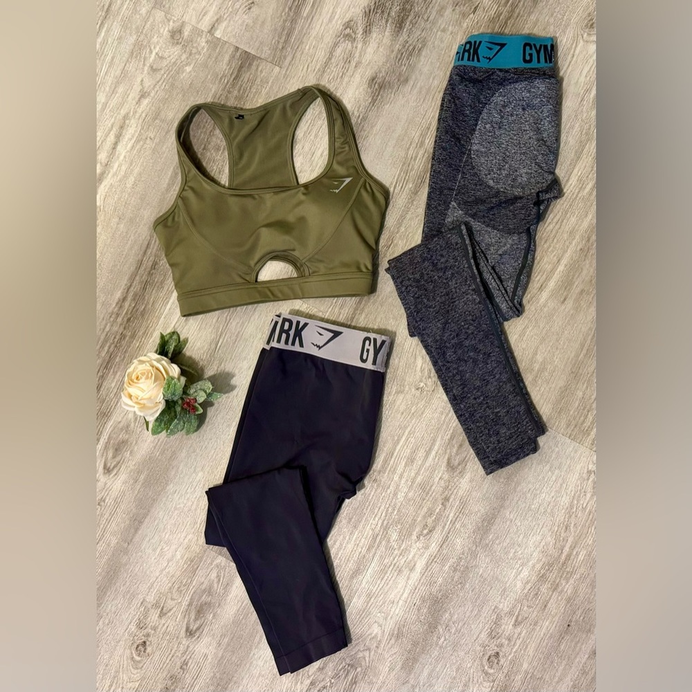 GYMSHARK BUNDLE 🦈- Sports Bra and 2 Pairs of Leggings